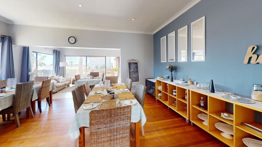 10 Bedroom Property for Sale in Summerstrand Eastern Cape